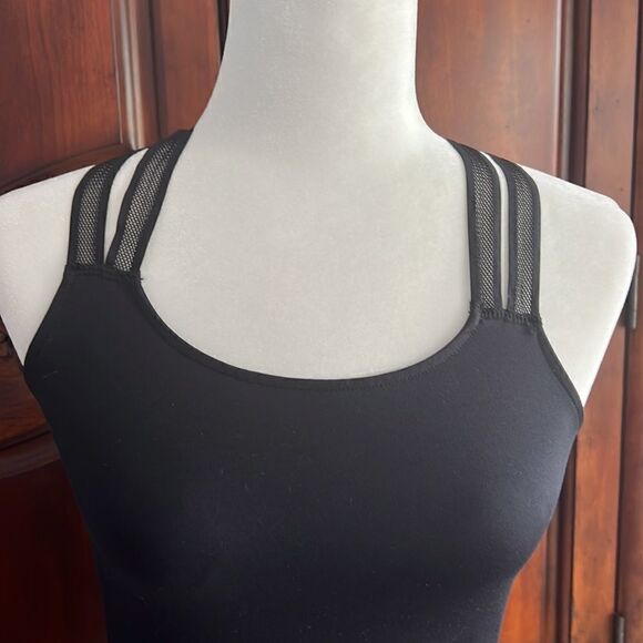 Fabletics black athletic tank top- size XS - Picture 2 of 5